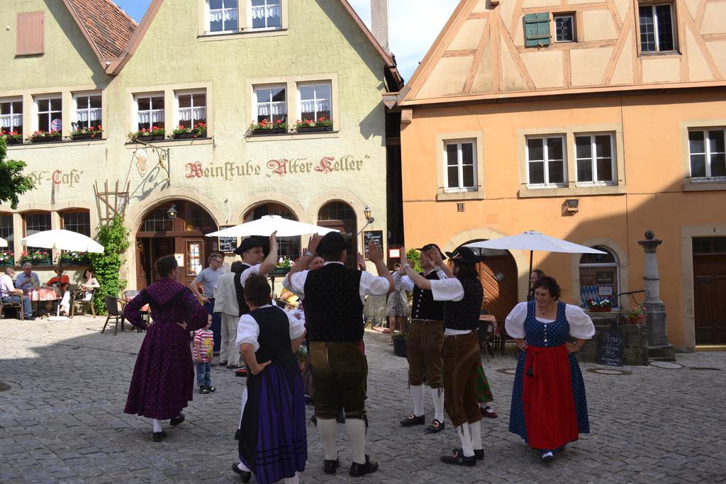 Gaestehaus Alter Keller 로텐부르크 옵 데어타우버 외부 사진